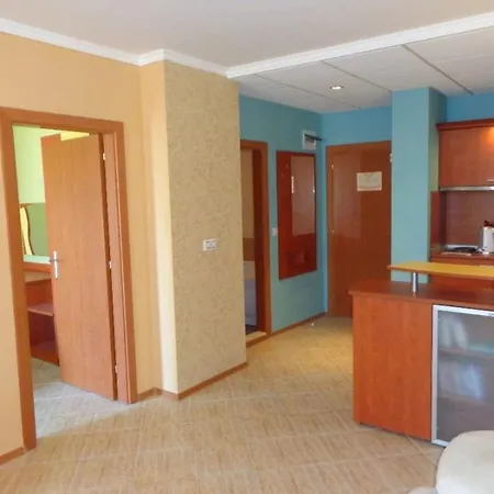 Poseidon Apartment *
