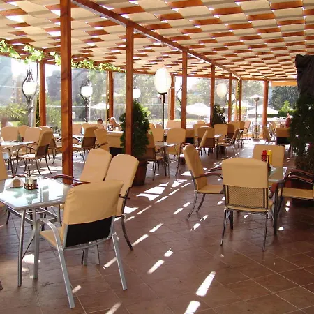 Poseidon Apartment *
